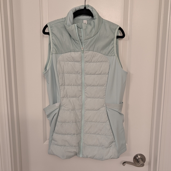 Lululemon Down For It All Vest - Picture 2 of 6